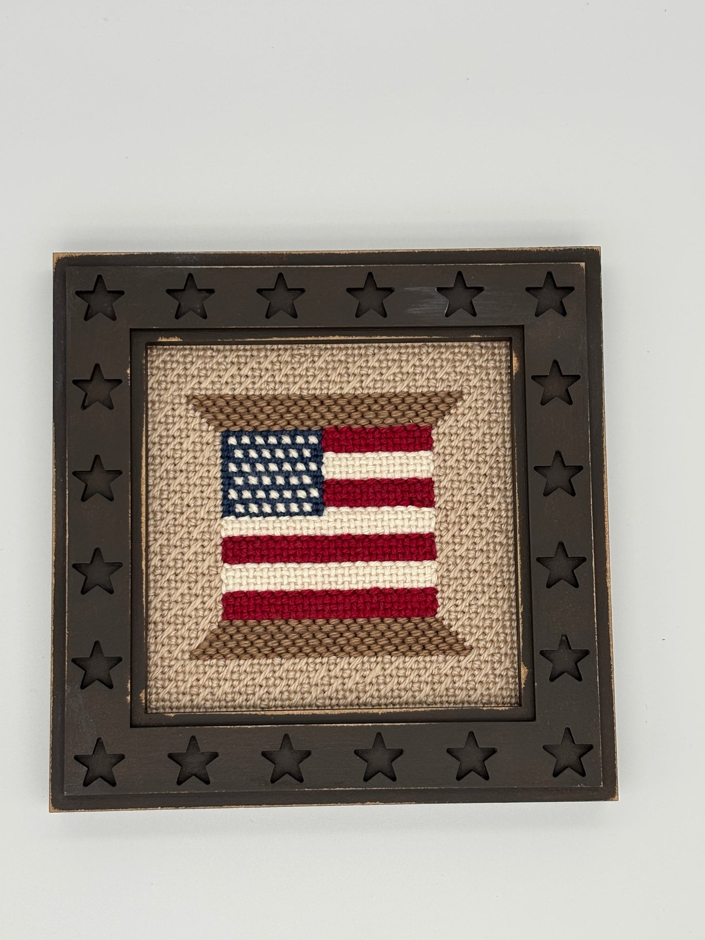 USA Flag Spool by Crafty Bluebonnet Designs - Hand-Painted Needlepoint Canvas (13 Mesh)